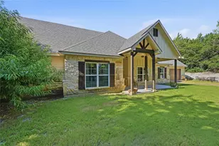 460 Joe Davis Rd, Van Alstyne, TX 75495 - Photo 2