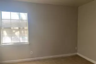 2425 Limestone Dr, Arlington, TX 76014 - Photo 12