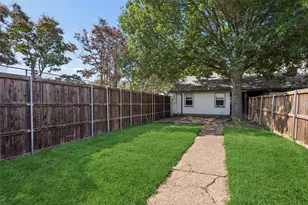 9149 Emberglow Ln, Dallas, TX 75243 - Photo 26
