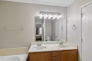 2332 Cap Rock Ln, Fort Worth, TX 76133 - Photo 14