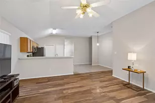 2332 Cap Rock Ln, Fort Worth, TX 76133 - Photo 8