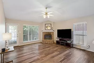 2332 Cap Rock Ln, Fort Worth, TX 76133 - Photo 6