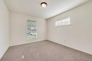 102 Silver Creek Dr, Duncanville, TX 75137 - Photo 12