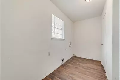 102 Silver Creek Drive, Duncanville, TX 75137 - Photo 8