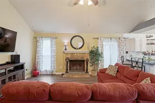 5210 Rowcrop Dr, Arlington, TX 76017 - Photo 4