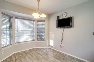 2400 Westpark Way Cir, Euless, TX 76040 - Photo 6