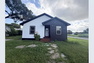 1017 S 8th Street, Corsicana, TX 75110 - Photo 2