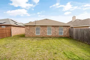 9212 Coral Ln, Fort Worth, TX 76140 - Photo 18