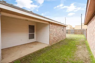9212 Coral Ln, Fort Worth, TX 76140 - Photo 16