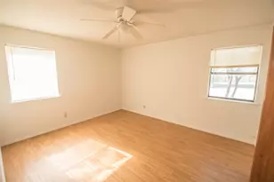 712 N Keith St, Granbury, TX 76048 - Photo 10