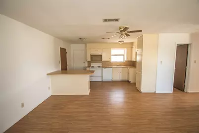 712 N Keith Street, Granbury, TX 76048 - Photo 4