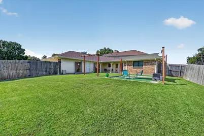 2226 Carmel Drive, Carrollton, TX 75006 - Photo 12