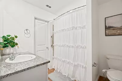 1028 Naranjos Drive, Fort Worth, TX 76052 - Photo 14