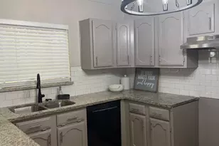 8510 Kensington Dr, Rowlett, TX 75088 - Photo 2