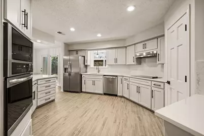 17 Cypress Court, Trophy Club, TX 76262 - Photo 12