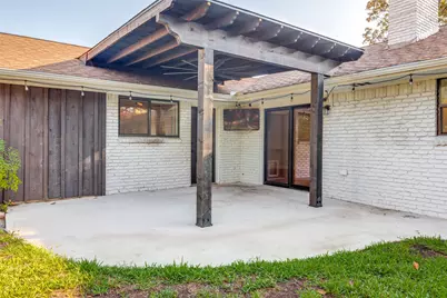 8647 Langdale Circle, Dallas, TX 75238 - Photo 20