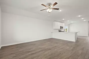 9236 Union Pacific Dr, Fort Worth, TX 76036 - Photo 6