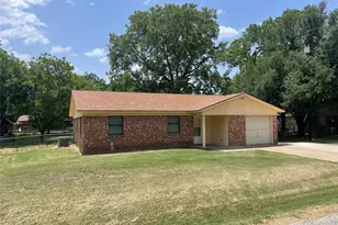 204 Cedar Ln, Tolar, TX 76476 - Photo 1