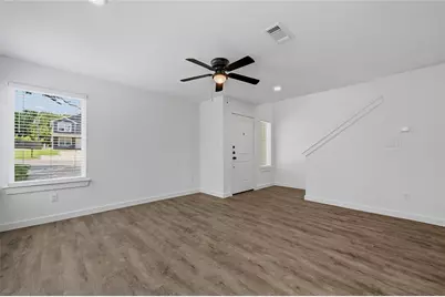 227 W Bond Street, Denison, TX 75020 - Photo 6