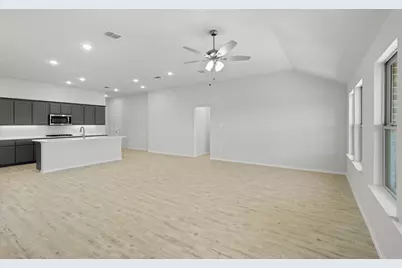 404 Comanche Drive, Cleburne, TX 76033 - Photo 16