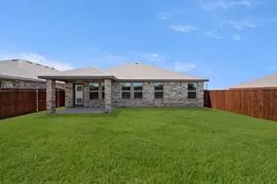 404 Comanche Dr, Cleburne, TX 76033 - Photo 24