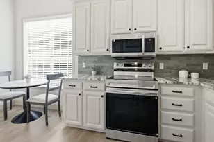 2929 Everest Dr, Bedford, TX 76021 - Photo 10