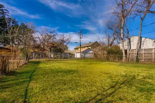 7619 Morton St, Dallas, TX 75209 - Photo 26