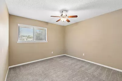 1806 Lakecrest Court, Carrollton, TX 75006 - Photo 20