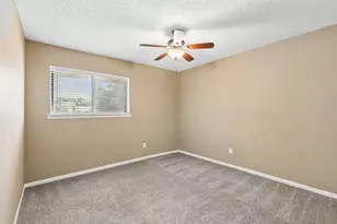 1806 Lakecrest Ct, Carrollton, TX 75006 - Photo 20