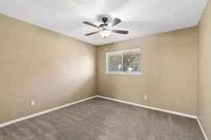 1806 Lakecrest Ct, Carrollton, TX 75006 - Photo 22