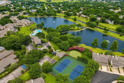 1806 Lakecrest Court, Carrollton, TX 75006 - Photo 38
