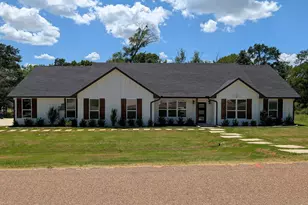 206 Splitrail Dr, Mabank, TX 75143 - Photo 2