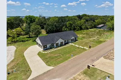 206 Splitrail Drive, Mabank, TX 75143 - Photo 32