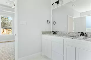 2117 Avenue B, Grand Prairie, TX 75051 - Photo 10