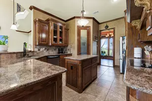 1132 Shadow Lakes Dr, Wills Point, TX 75169 - Photo 12