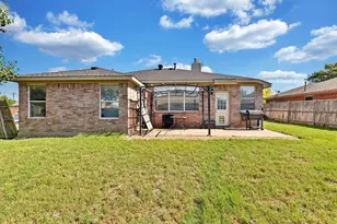 609 Lone Star Park Ln, Ponder, TX 76259 - Photo 18