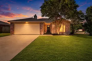 609 Lone Star Park Ln, Ponder, TX 76259 - Photo 1
