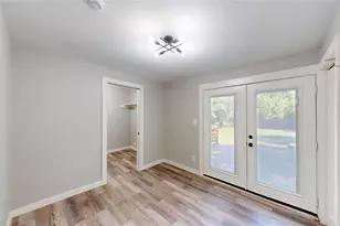 1929 Collier Dr, Denison, TX 75020 - Photo 6