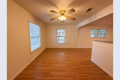 1005 S Carlton Street, Ennis, TX 75119 - Photo 6