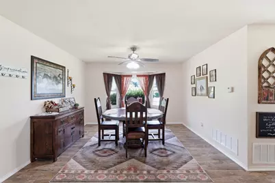 1701 N Saint Charles Avenue, Pilot Point, TX 76258 - Photo 10