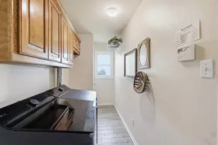 1701 N St Charles Ave, Pilot Point, TX 76258 - Photo 26