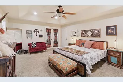 1701 N Saint Charles Avenue, Pilot Point, TX 76258 - Photo 18