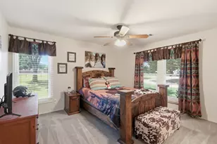 1701 N St Charles Ave, Pilot Point, TX 76258 - Photo 20