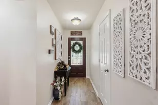 1701 N St Charles Ave, Pilot Point, TX 76258 - Photo 28