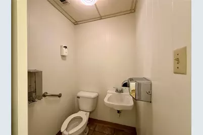 606 S Seven Points Boulevard #7, Seven Points, TX 75143 - Photo 28