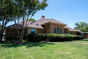 903 Meadow Creek Dr, Allen, TX 75002 - Photo 2