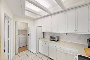 2129 Reflection Bay Dr, Arlington, TX 76013 - Photo 24