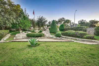 2129 Reflection Bay Drive, Arlington, TX 76013 - Photo 34