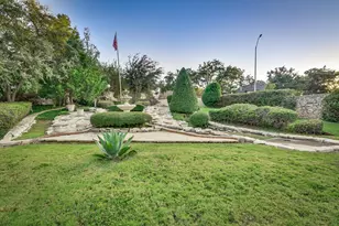 2129 Reflection Bay Dr, Arlington, TX 76013 - Photo 34