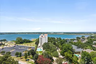 2129 Reflection Bay Dr, Arlington, TX 76013 - Photo 2